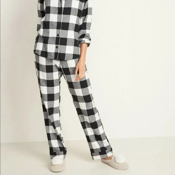 Old Navy Buffalo Plaid Pajama Set Top Bottom Black White New Size XS - Picture 3 of 3